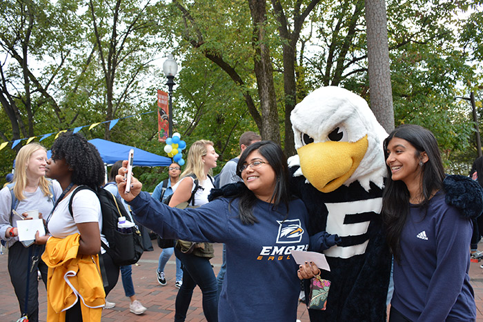 Students take a selfie with Swoop