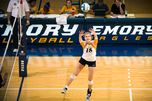 Sydney Miles of the Emory volleyball team