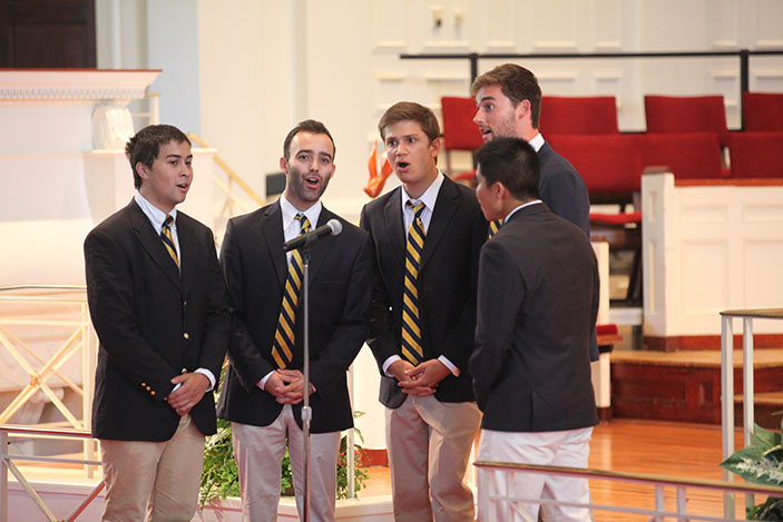All-Male Student A Cappella Group No Strings Attached opens Fall Convocation with Emory¿s alma mater.
