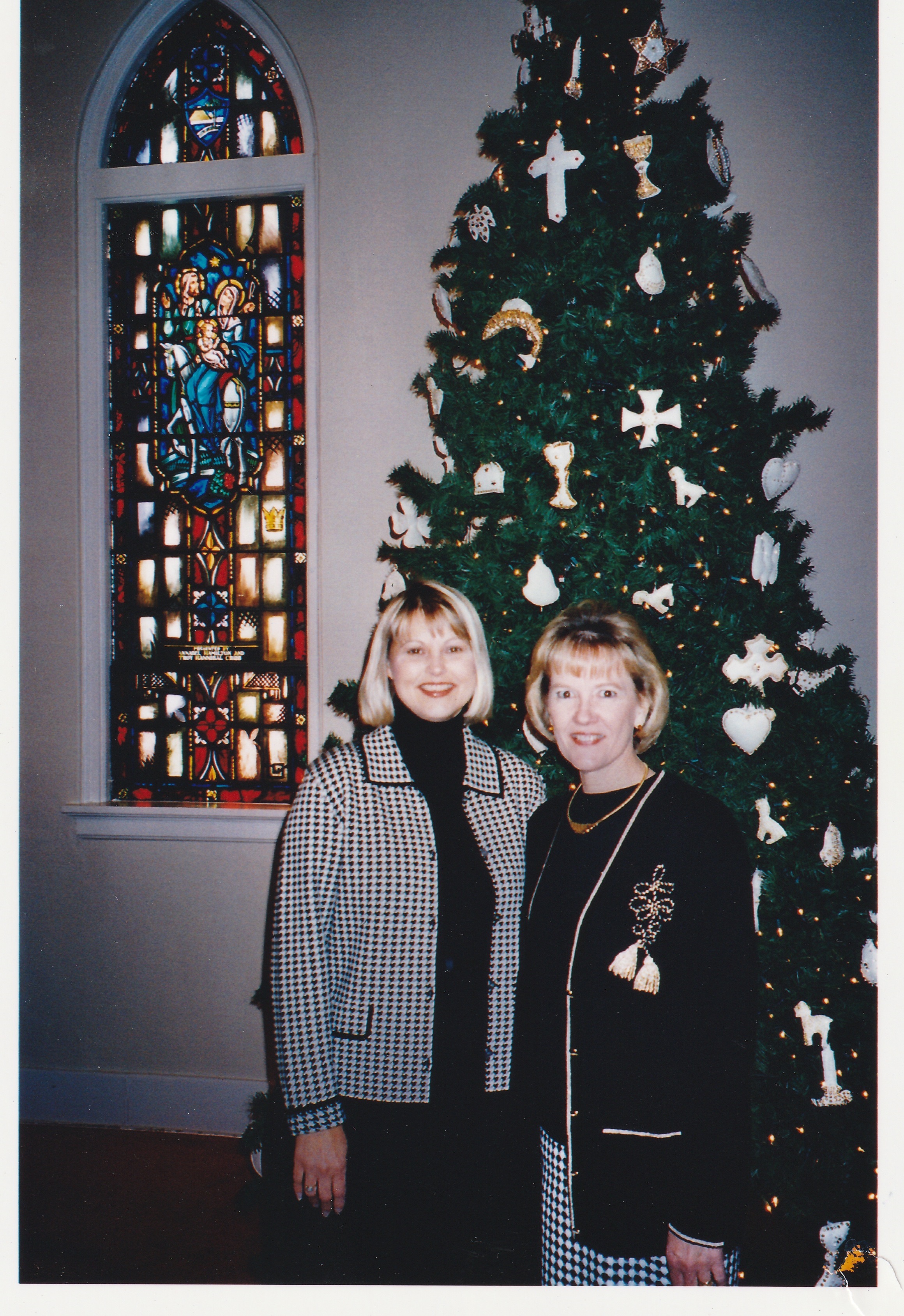 Karen Randall (left) and Kathy Hodge